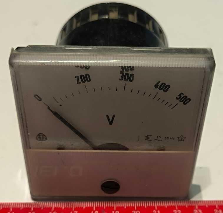 není skladem - FP80 METRA, rozsah 500V, starší, s předřadníkem, otestovaný