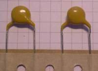 C keram X1/Y1 - 1nG 440V Y5U  .. balení 100ks za 100Kč