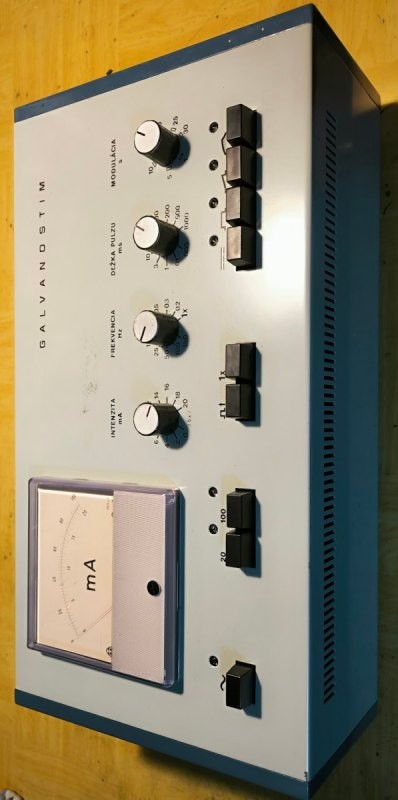 GALVANOSTIM - Chirana , netestováno, bez příslušenství   .. cena na dotaz / price on request