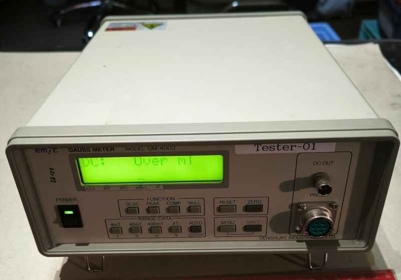 Gauss Meter, model GM-400  .. použitý / used    .. cena na dotaz / price on request