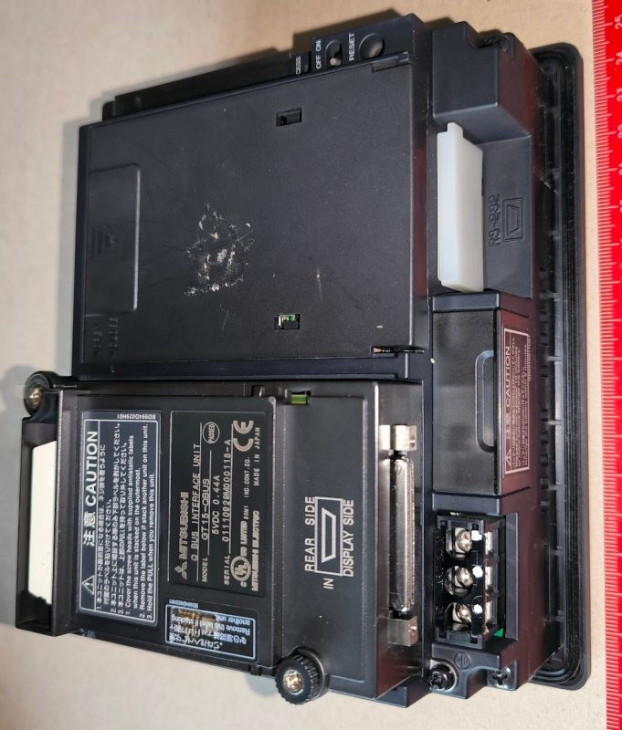 GOT1000 (001) - GT1555-QSBD + GT15-QBUS   .. použitý / used    .. cena na dotaz / price on request