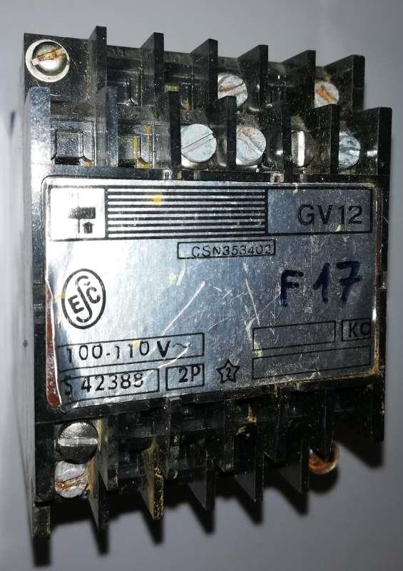 relé pro hlášení zemního spojení  GV12 100-110V 50Hz  KC 2P, starší  .. cena na dotaz / price on request