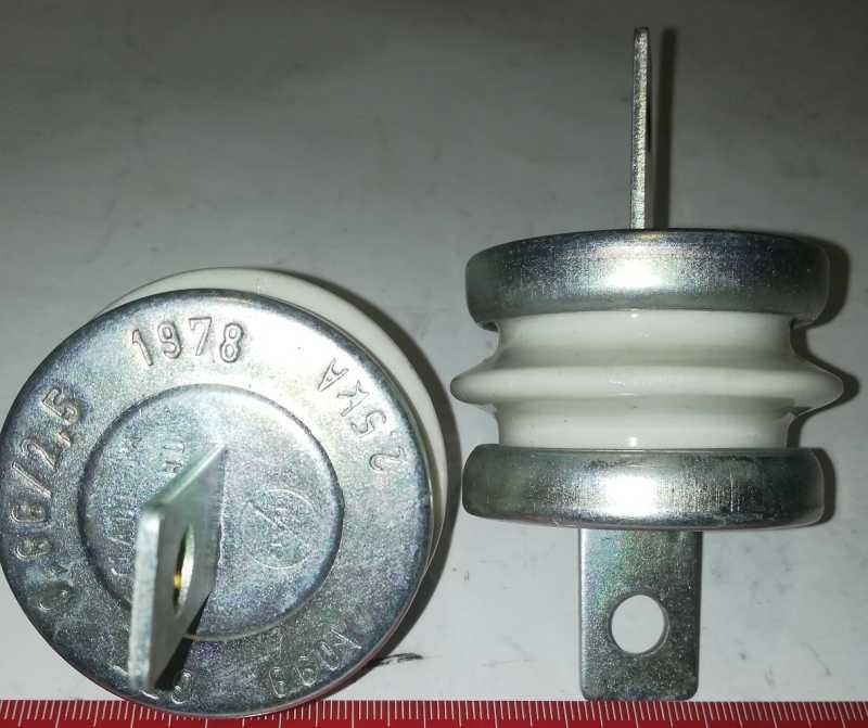GZa 0,66/2,5 - Odgromnik zaworowy 660V 2500A / Bleskojistka / Lightning arrester - 1978 .. cena na dotaz / price on request