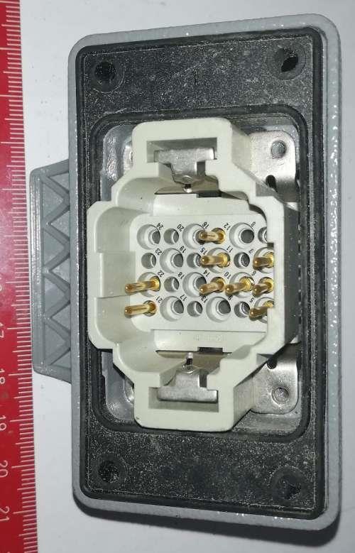 konektor HARTING   použitý / used, částečně osazen (007)