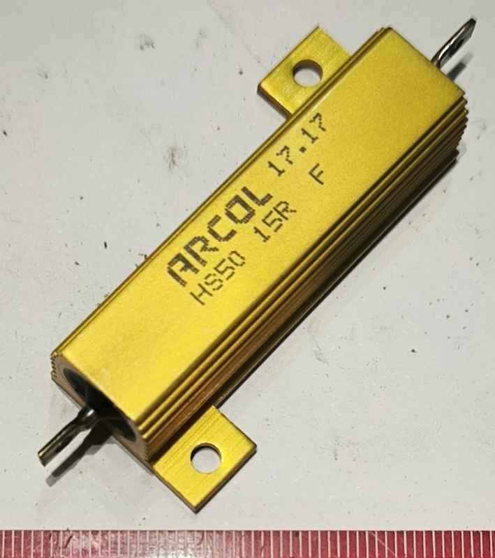 HS50 15R F - rezistor drátový 15R 50W 1%, 1,25kV, 100ppm/°C, ARCOL