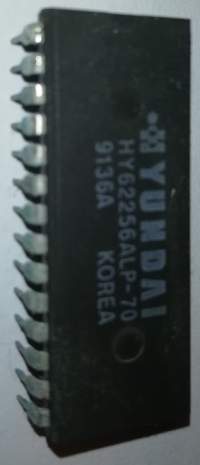 HY62256ALP-70 .. cena na dotaz / price on request