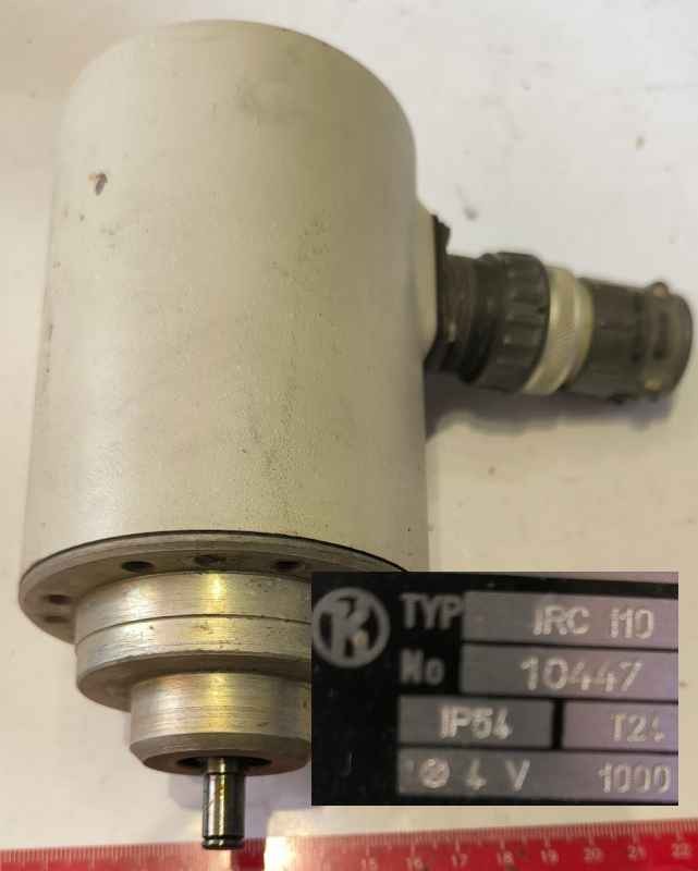 Inkrementální rotační snímač IRC110 4V 1000 + konektor  .. použitý / used .. cena na dotaz / price on request