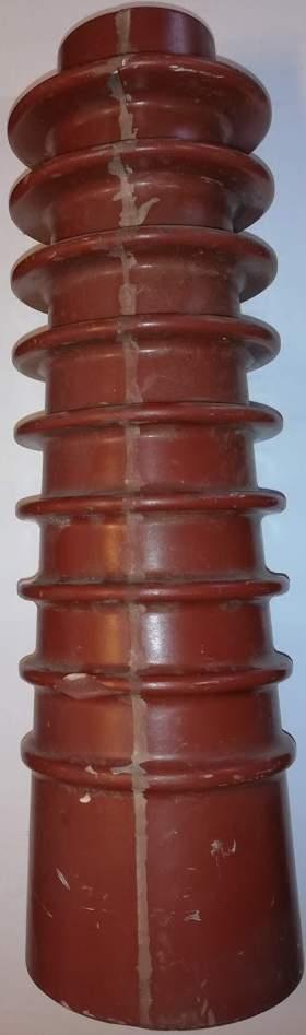 VN izolátor, h=33cm d=9,5/5,5cm, 3.22kg, z demontáže