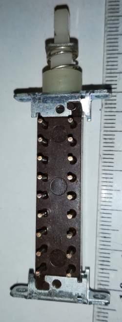 není skladem - IZOSTAT - tlačítko, dlouhé