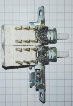 IZOSTAT - 2x nezávislý + pozice volná