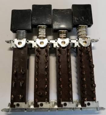 IZOSTAT - sada nezávislých - sítový + 3x