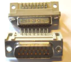 CANON 15 pin samec -  ohnuté vývody - 011 .