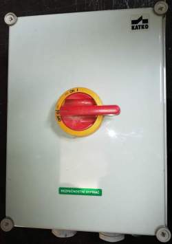 není skladem - bezpečnostní spínač KATKO 200A, 290x370x130mm