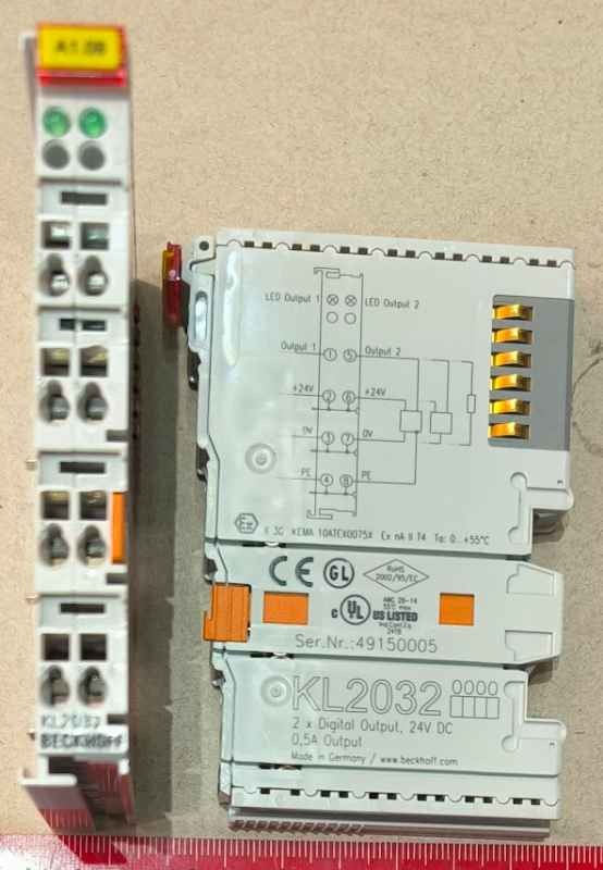 KL2032 - BECKHOFF - Bus Terminal, 2-channel digital output, 24 V DC, 0.5 A, reverse voltage protection  .. použitý / used   .. cena na dotaz / price on request