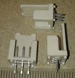 konektor 3pin šedý .. balení 56ks za 100Kč