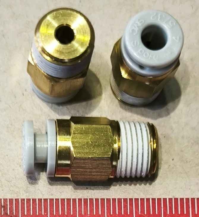 SMC KQ2H04-01S fitting .. balení 10ks za 250Kč
