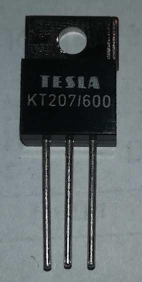 KT207/600 - triak 600V 5A