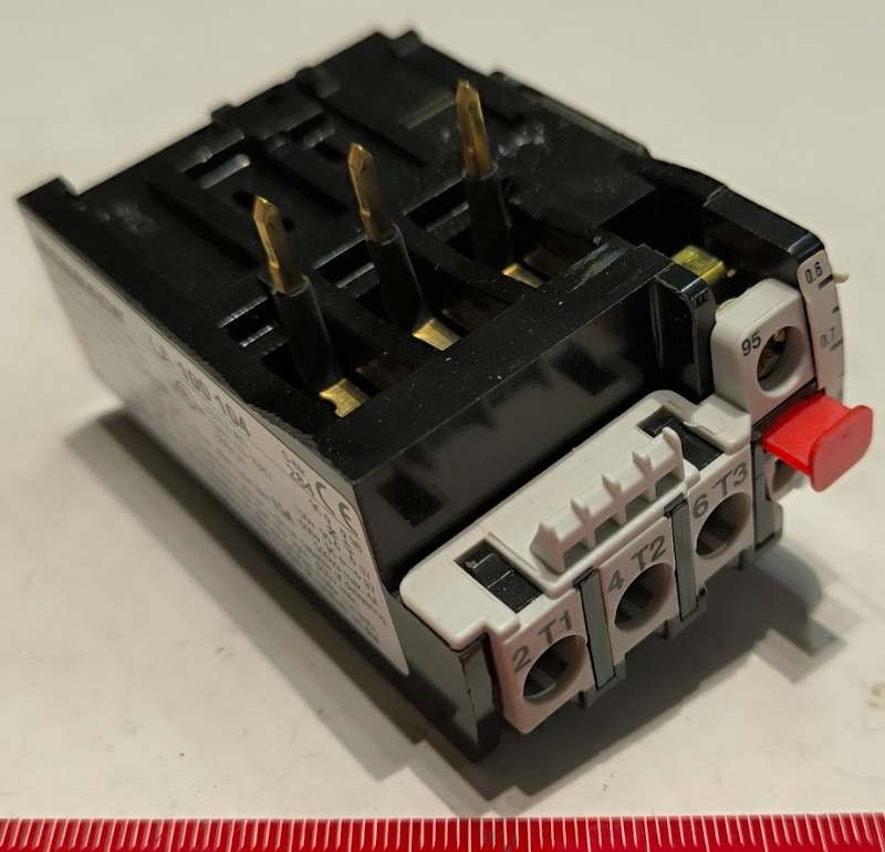LA100104 - Thermal Overload Relay 0,6-0,9A,  U12/16E 0,9  .. cena na dotaz / price on request