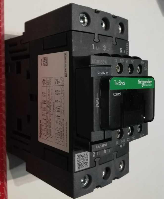 LC1D50ABD - stykač 3P(3Z) 50A AC-3 440V - cívka 24V DC , 940878