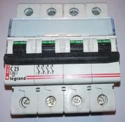 LEGRAND 06565 4P C25 400V  .. cena na dotaz / price on request