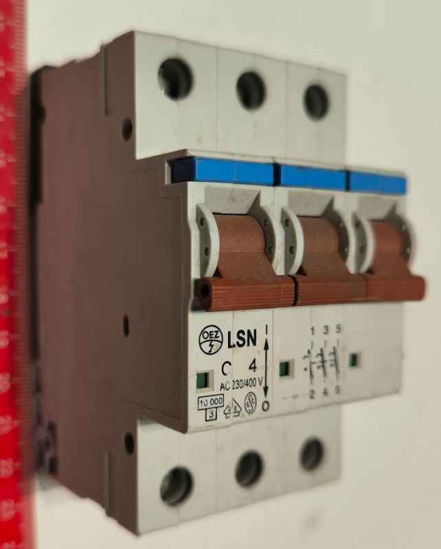 jistič LSN C4 3f OEZ