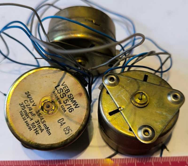 motorek VEB SMM LSS 5/16 24/42V - výroba NDR 1985