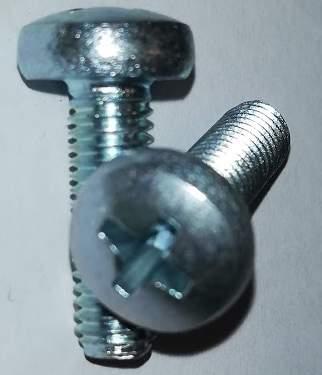 M5x16  šroub, křížová hlava, zinkovaný.. balení 96ks za 60 Kč