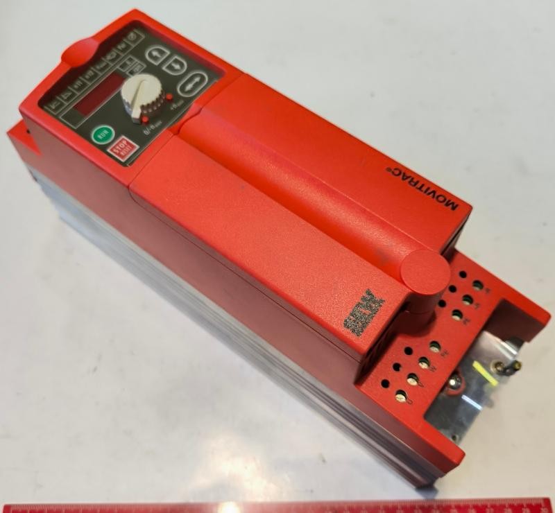 SEW EURODRIVE MOVITRAC MC07A022-2B1-4-00 - použitý / used   .. cena na dotaz / price on request