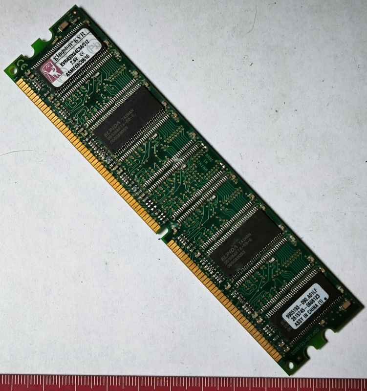 MEMORY-011 - paměťový modul KINGSTON KVR400X64C3A/512 2,6V,  dle foto .. použitý / used  .. cena na dotaz / price on request