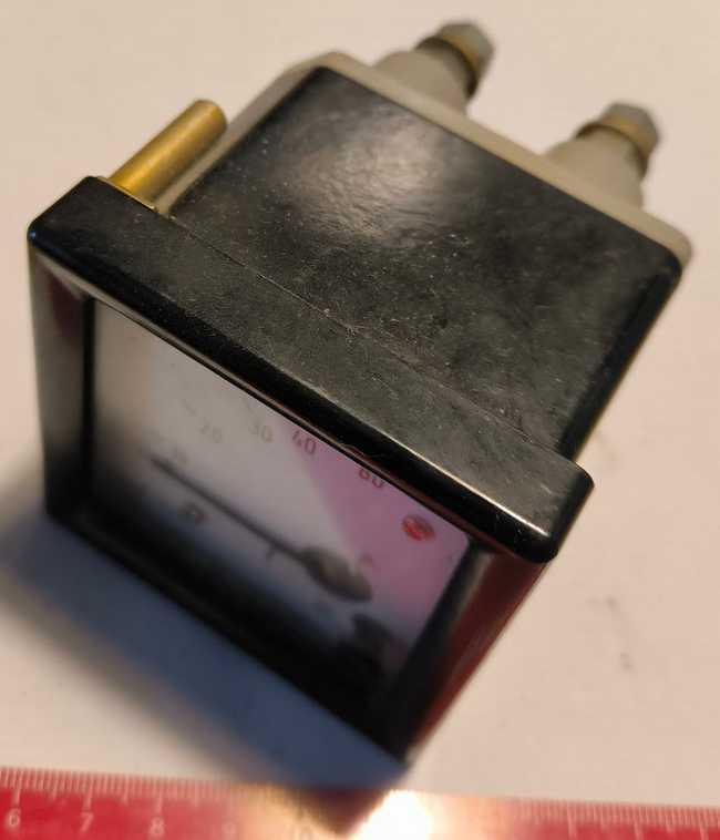 MERAK-131 - panelový měřící přístroj 72x72x90mm, 0-80A,