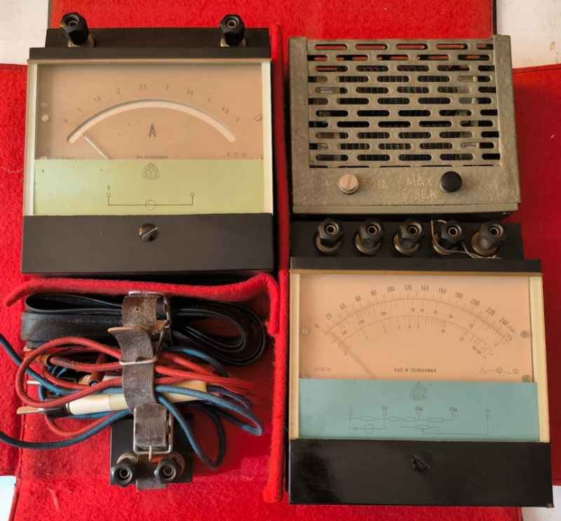 měřicí sestava METRA FL10, r.v. 1969, v kufříku  .. cena na dotaz / price on request