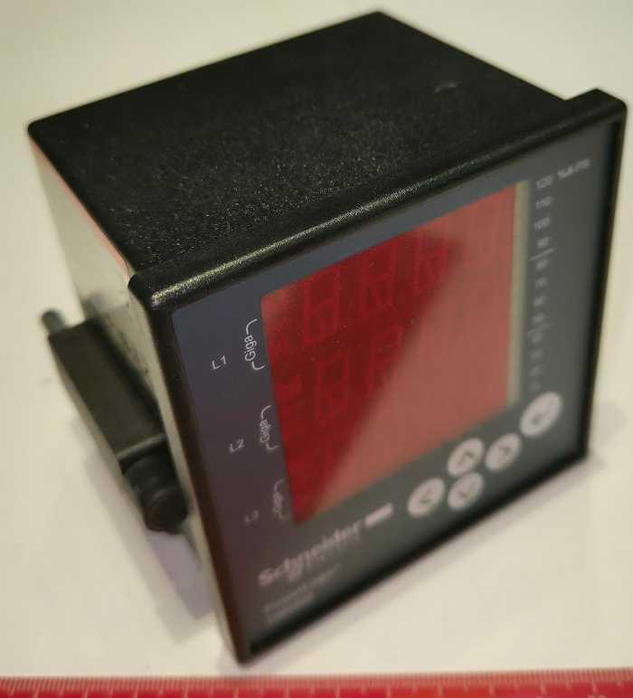 METSEDM6000 -  DM6000 digital meter with basic readings .. cena na dotaz / price on request