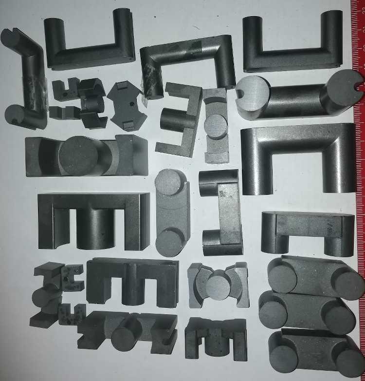 není skladem - MIX-FERIT-002 - mix feritových jáder, dle foto