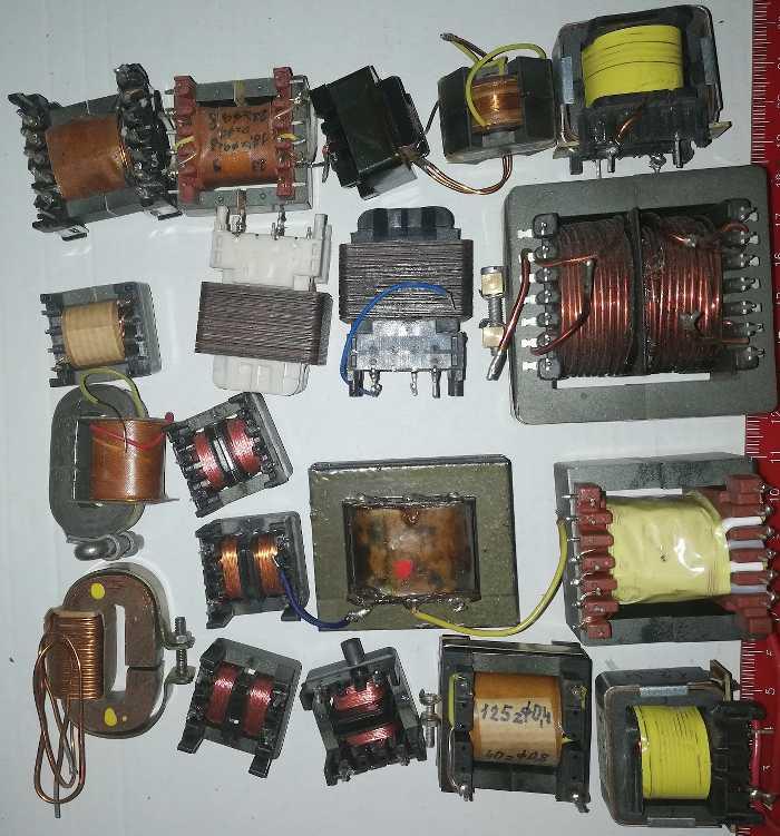 není skladem - MIX-FERIT-004 - mix feritových jáder, dle foto