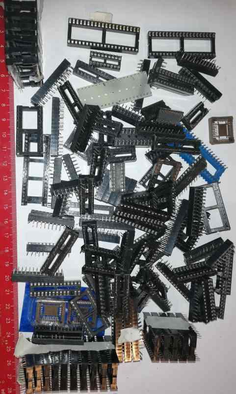 není skladem - MIX-patice-002 ..  mix DIL patic, nové, pájené, dle foto