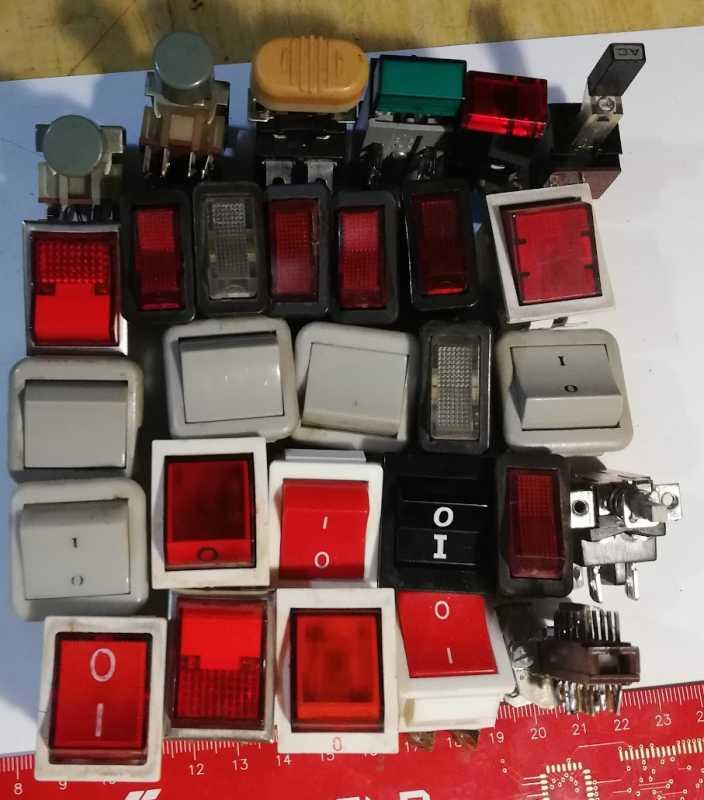 není skladem - MIX-prepinac-003 .. mix přepínačů, spínačů, dle foto