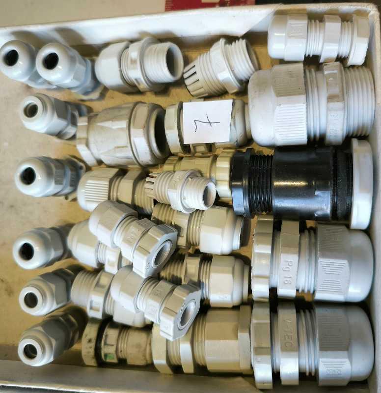 není skladem - MIX-pruch-7 - mix průchodek dle foto