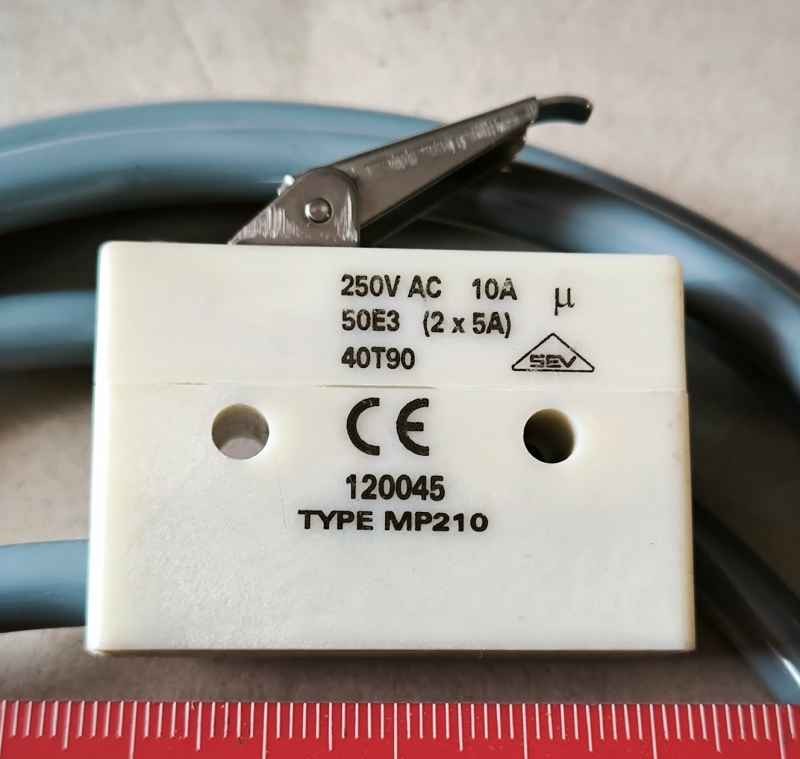 spínač MP210-120045 - 2x5A, káblik 2m, 4 vodiče   .. cena na dotaz / price on request