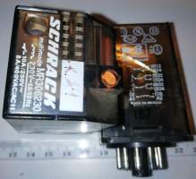 MR306230 - 230Vss  - relé SCHRACK, z demontáže