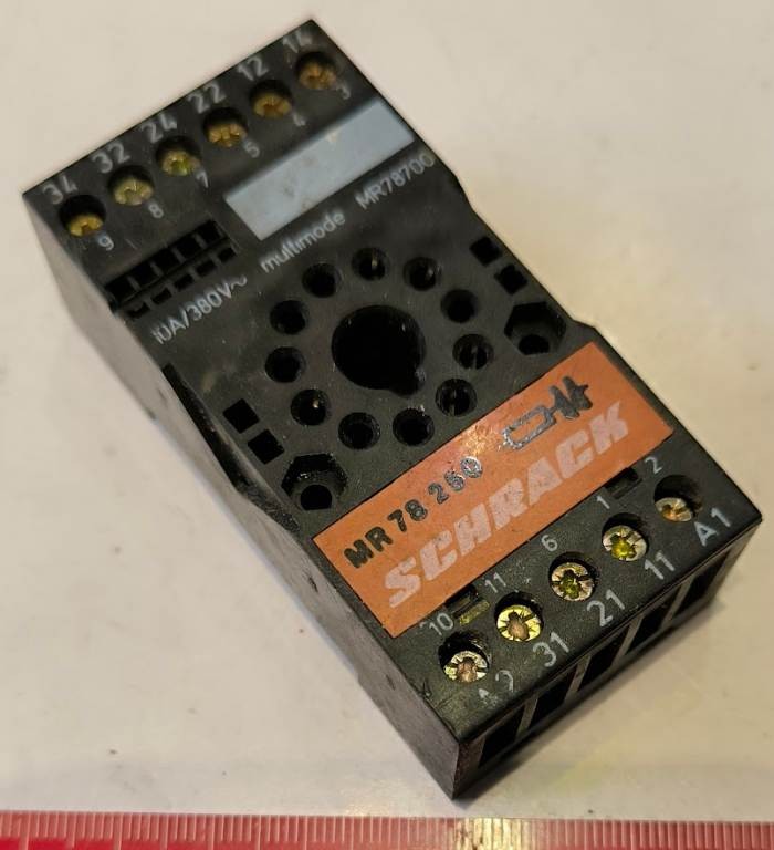 Schrack patice MR78250  .. použitý / used