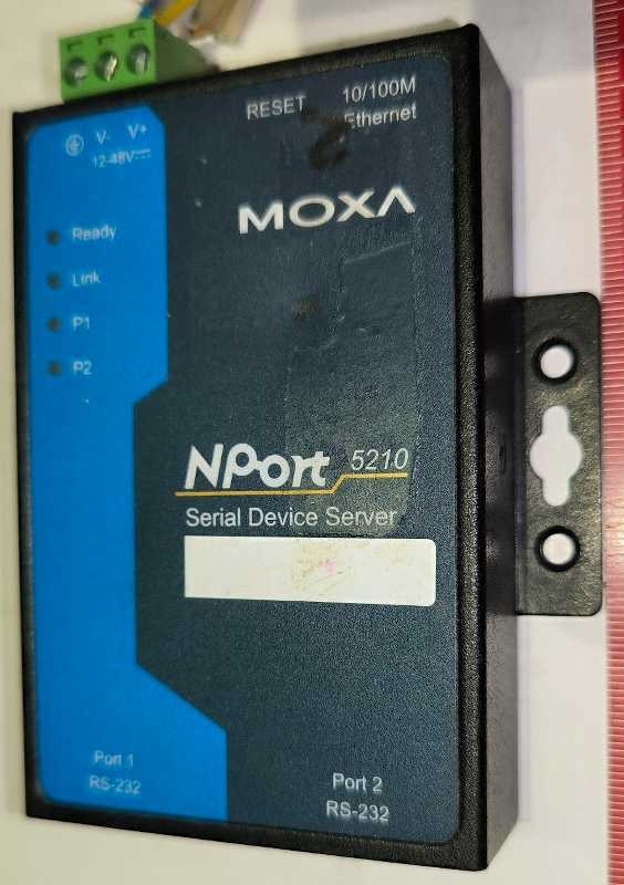 NPort 5210 - 2-port device server, 10/100M ethernet, z demontáže  .. použitý / used