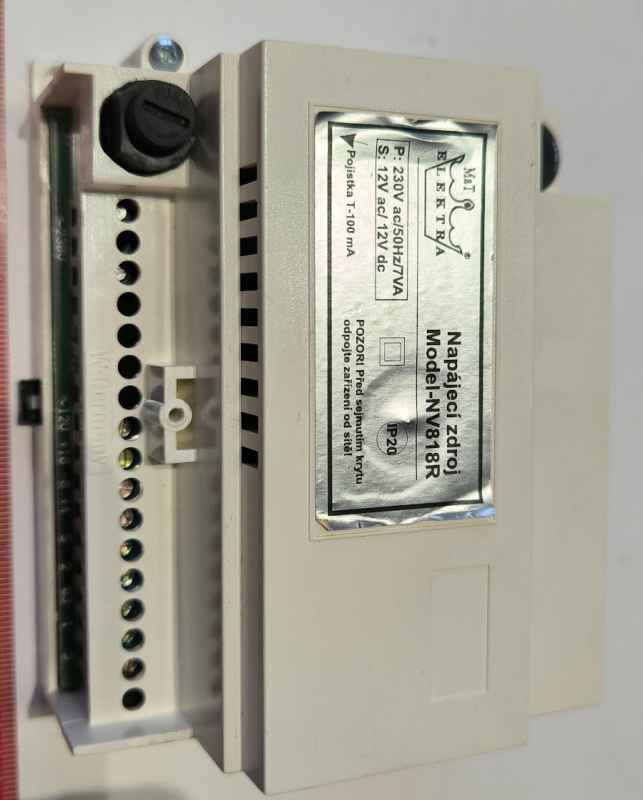 NV818R - napájecí zdroj  .. z demontáže, nutno otestovat    .. cena na dotaz / price on request