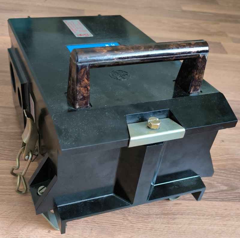 Pojistná skřínka OSP 2K 52 500V 100A... cena na dotaz / price on request