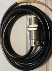 PAS186313 - Štandardné trojvodičové induktívne snímače - Ploskon AT  .. cena na dotaz / price on request