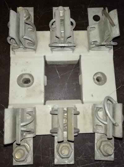 pojistkový držák PB-13 - 500V-200A, z demontáže