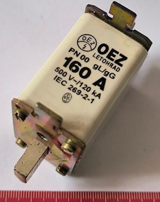 pojistka PN00 - 160A - 500V (001)