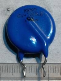 není skladem - Varistor KEKO CV+320K20, tv. vývody .. balení 39 ks za 40Kč