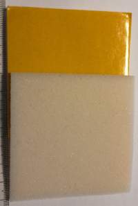 lepicí měkká podložka, čtverec 70x70mm   .. balení 40ks za 20Kč