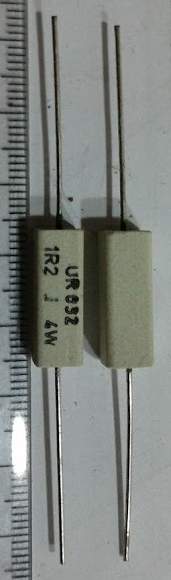 UR032 1R2, keramický rezistor 4W ..  balení  10ks za 60Kč