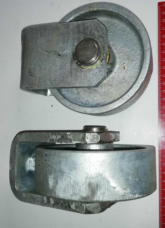 pojezdové kolečko, hmotnost 3250g, průměr 125mm, šířka 40mm, výška celkem150mm